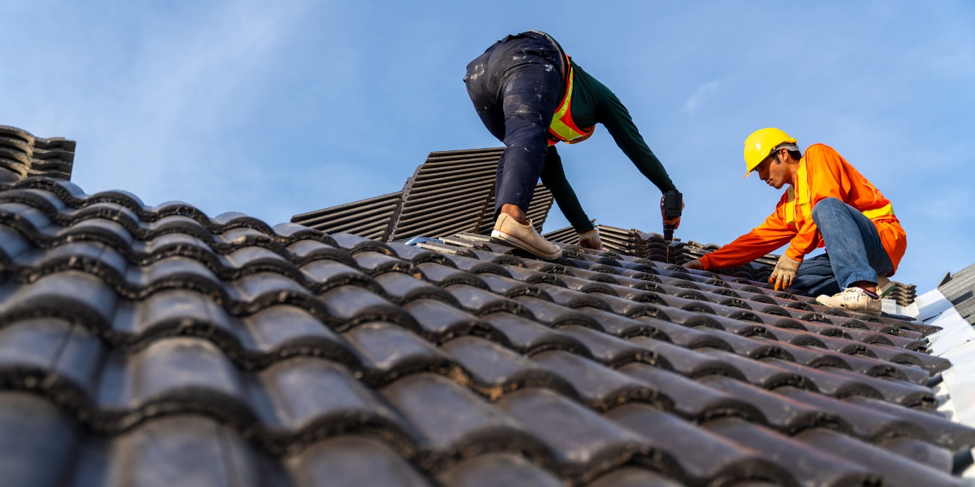 Roof restoration Melbourne – restored ridge caps and pointing